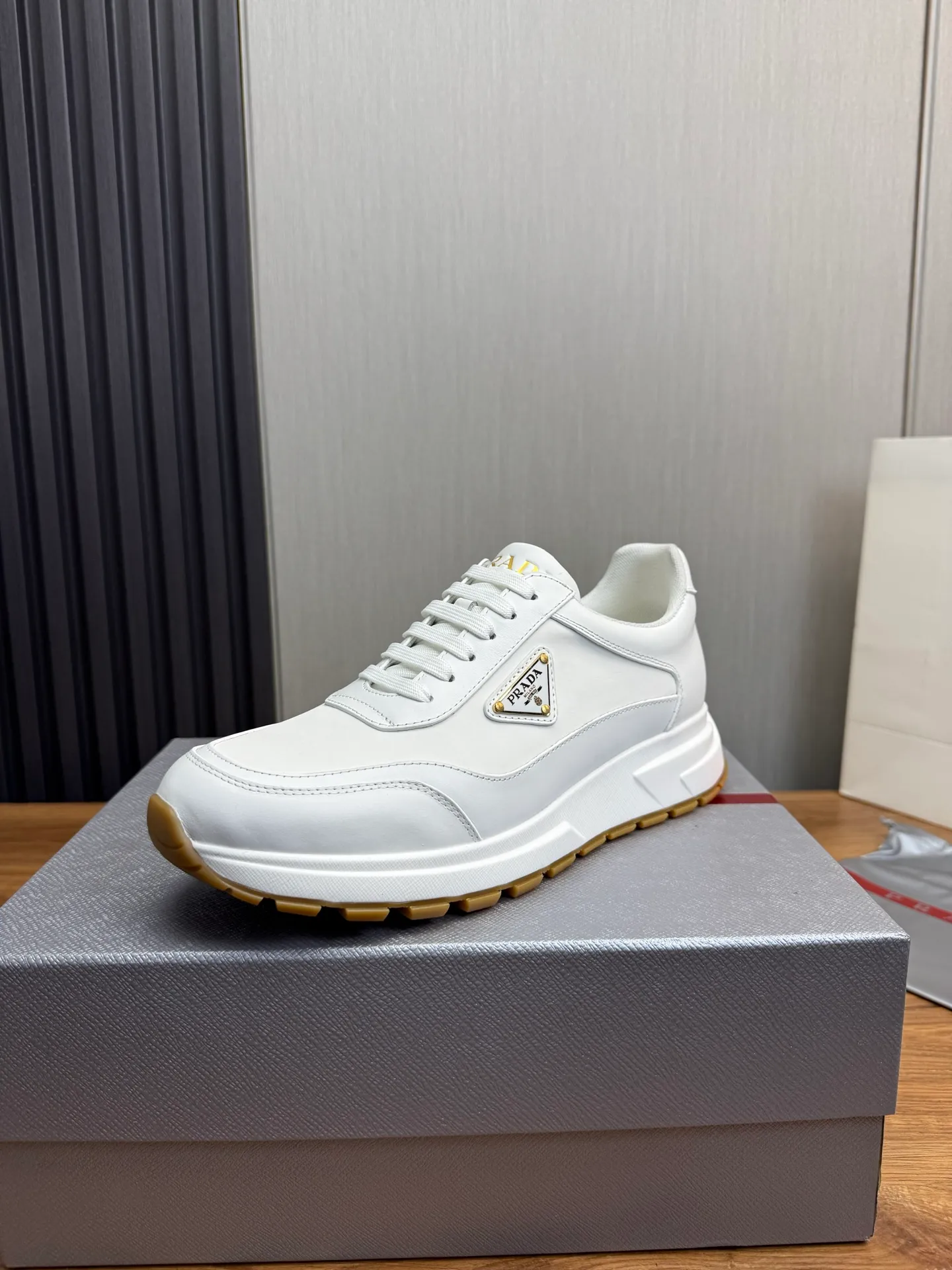 Men's shoes 💰580💰 [PRADA] Popular men's shoes shipped 👏Official website synchronization ⬆️Original cowhide fabric + cowhide lining, 1⃣️:1⃣️reproduction, original sole, 38-45 (45. Customized, non-refundable)